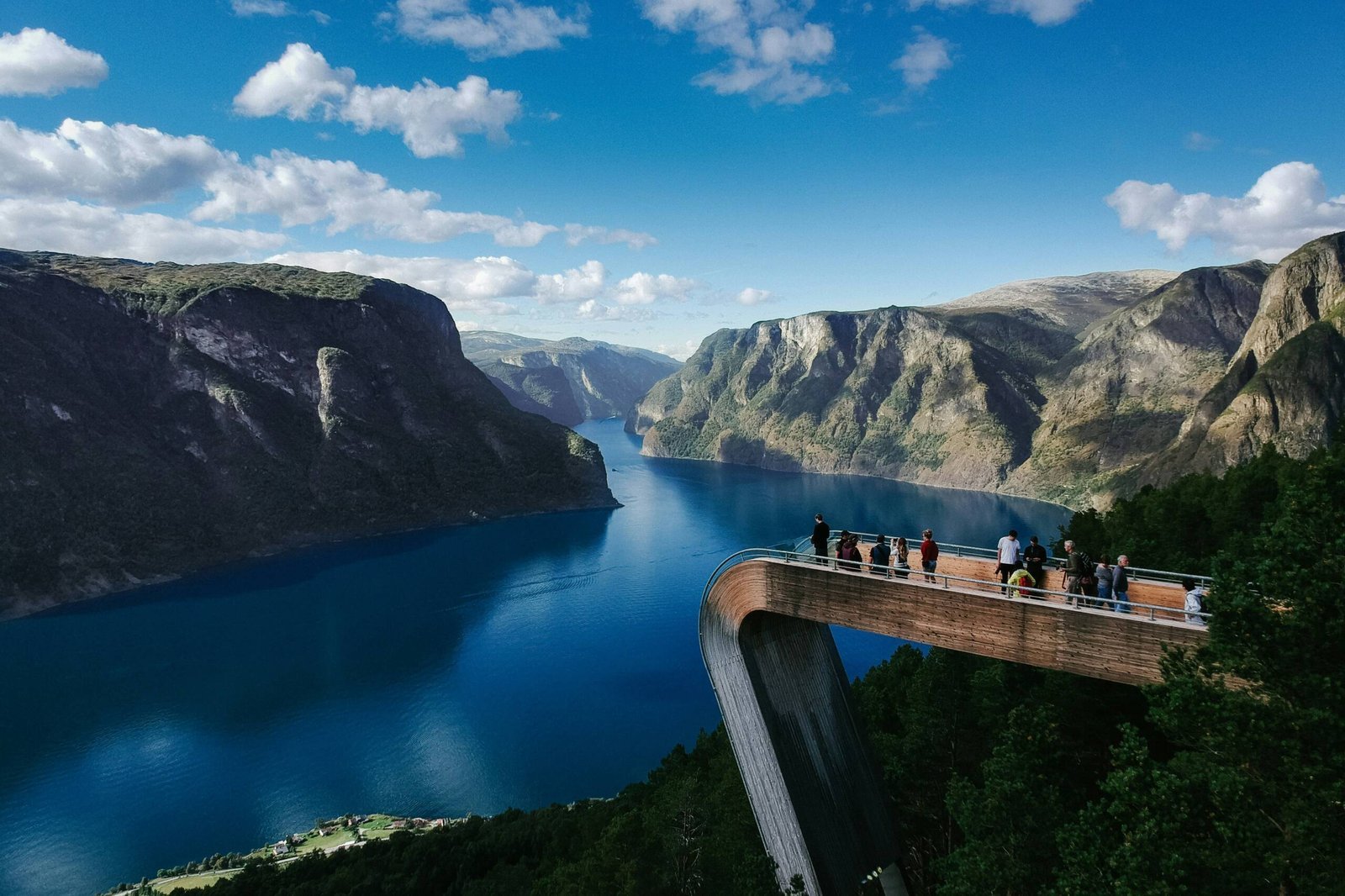 best places to cruise in May