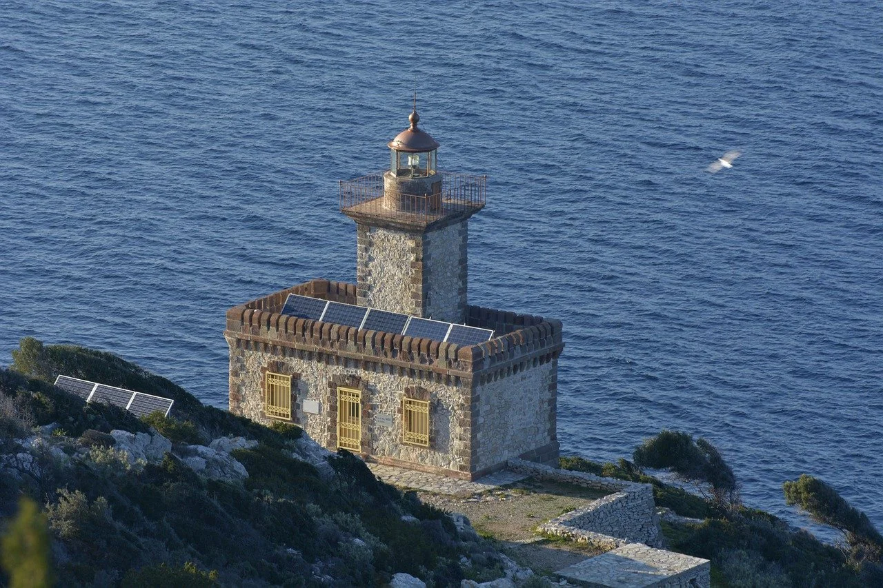 Saronic island hopping itinerary