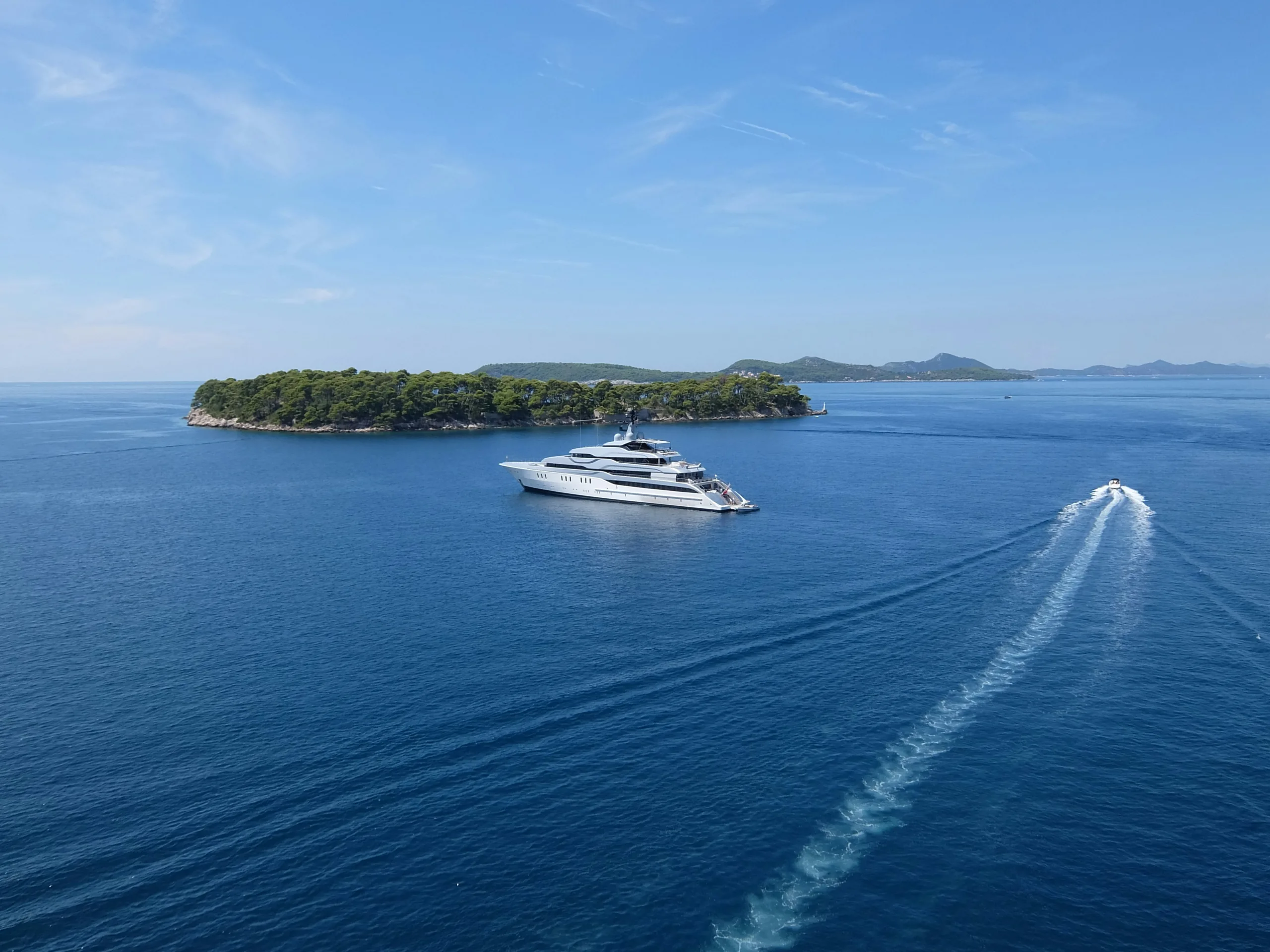 Exploring the Different Types of Yacht Charters