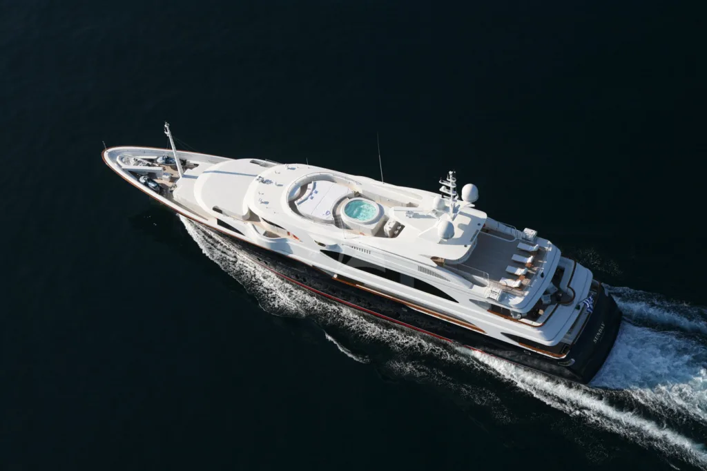 M/Y Sunday