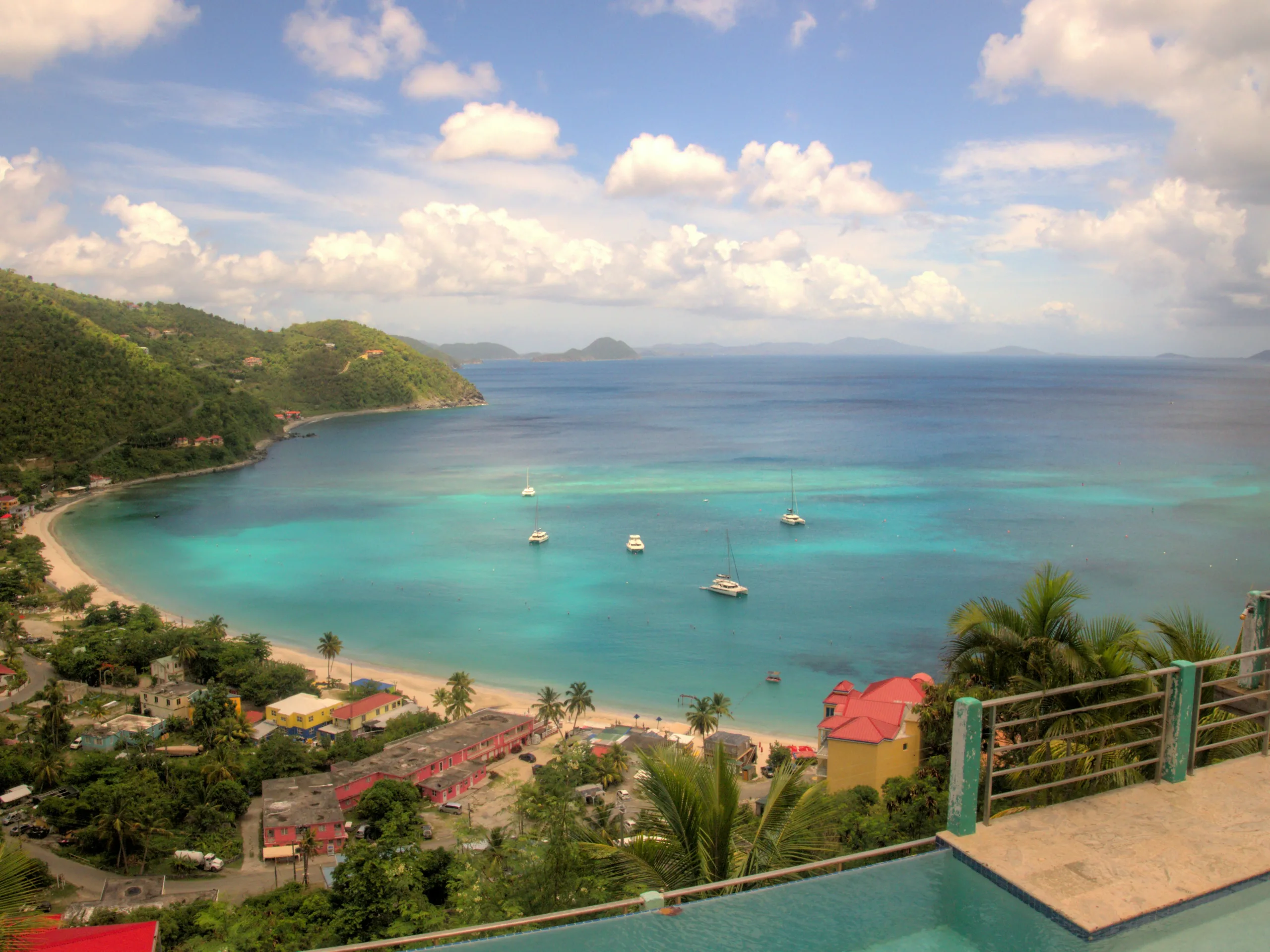 op Easter Yacht Destinations: Where to Cruise This Spring