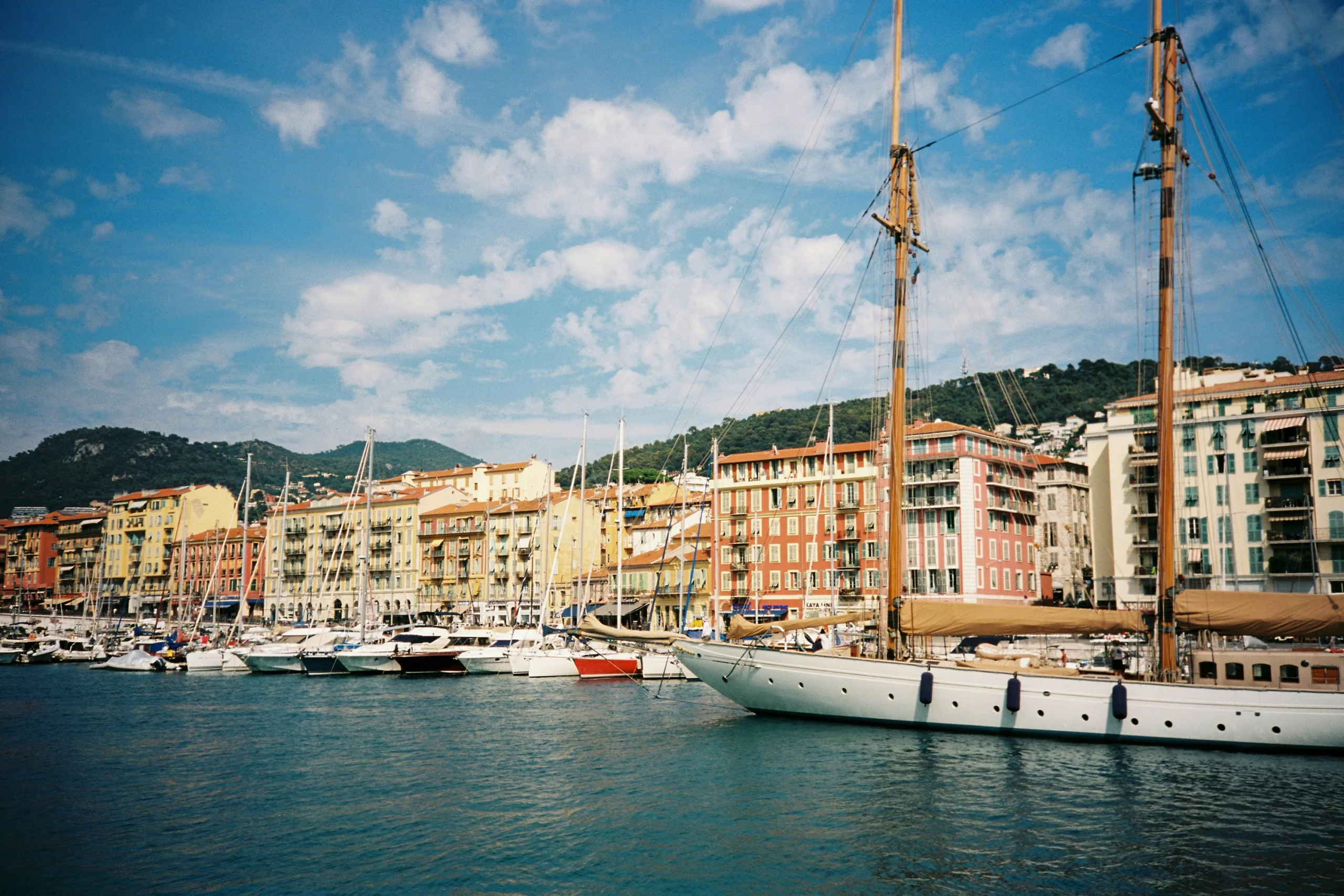 Top Easter Yacht Destinations: Where to Cruise This Spring