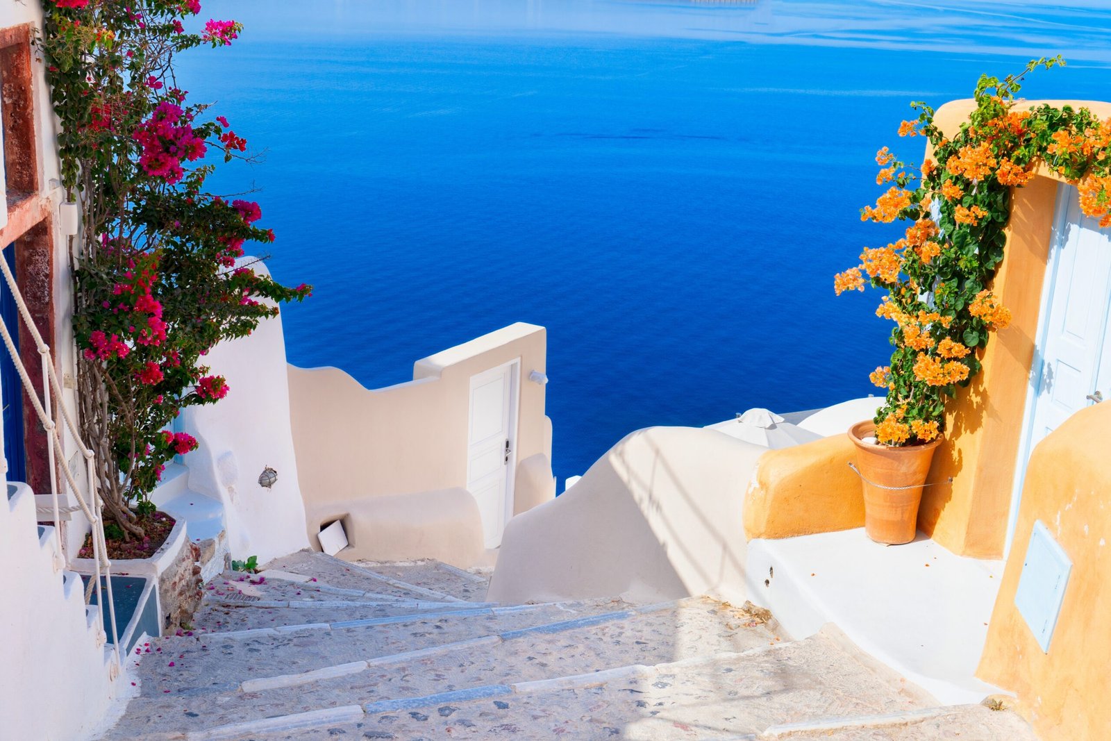 Street,And,Wooden,Gates,Against,Volcano,Caldera,,Beautiful,Details,Of