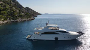 M/Y Flow