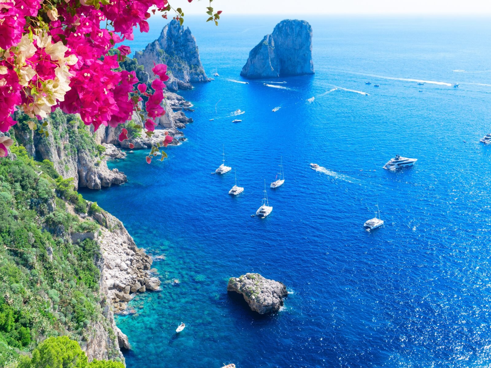 Famous,Faraglioni,Cliffs,And,Capri,Island,Coast,,Italy,,Retro,Toned