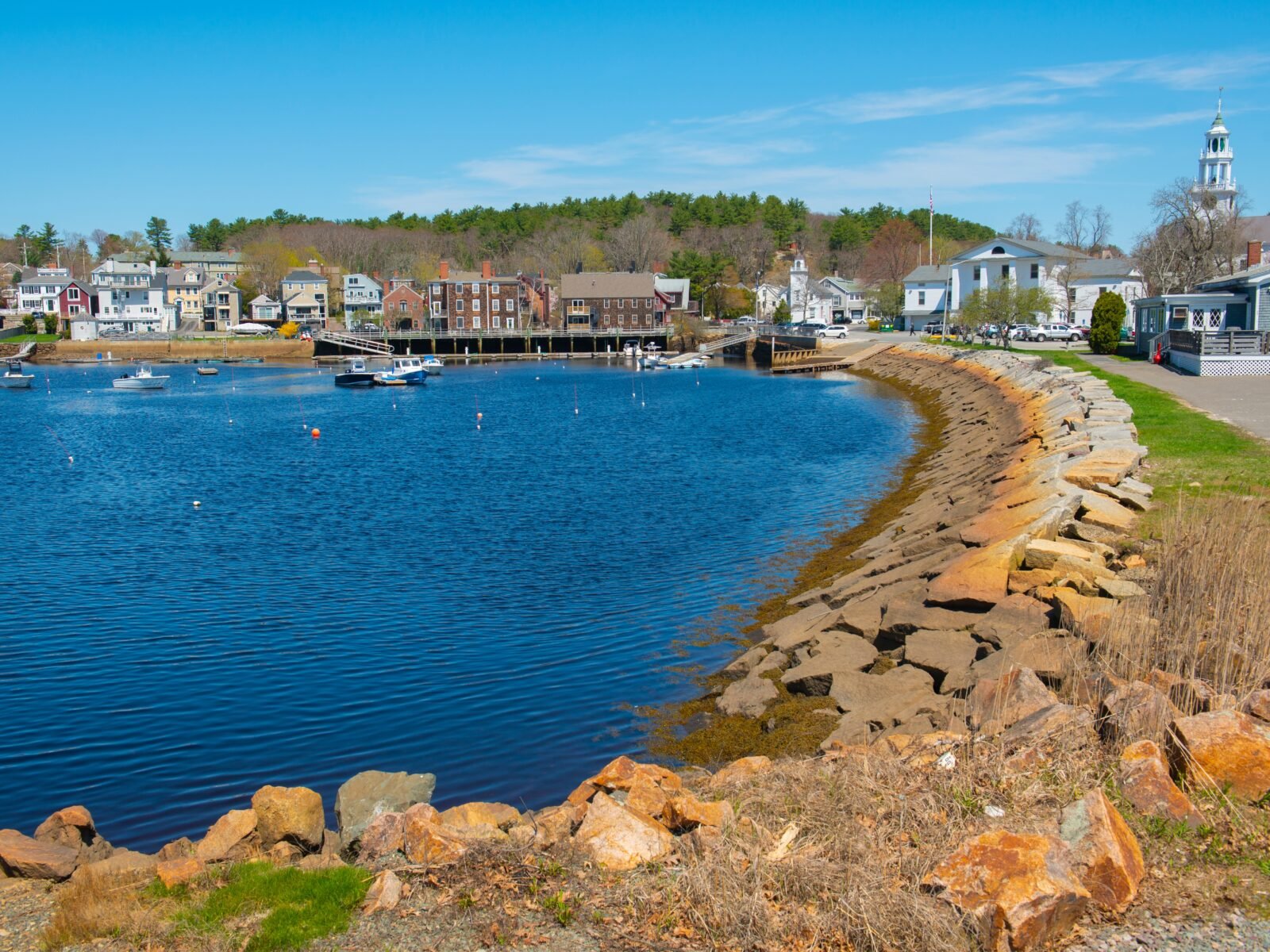 Manchester,Harbor,In,Spring,Near,Historic,Town,Center,Of,Manchester-by-the-sea,