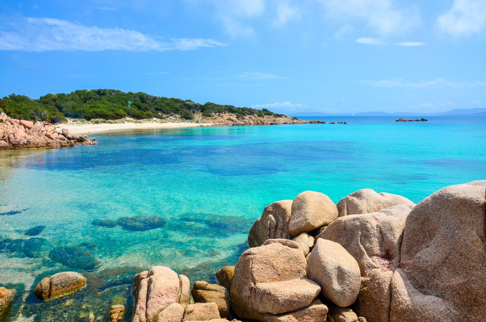 Costa,Smeralda,-,Beautiful,Coast,Of,Sardinia,,Italy